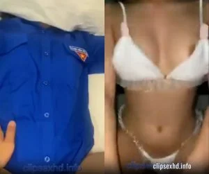 Cô đoàn viên và anh dạy đàn