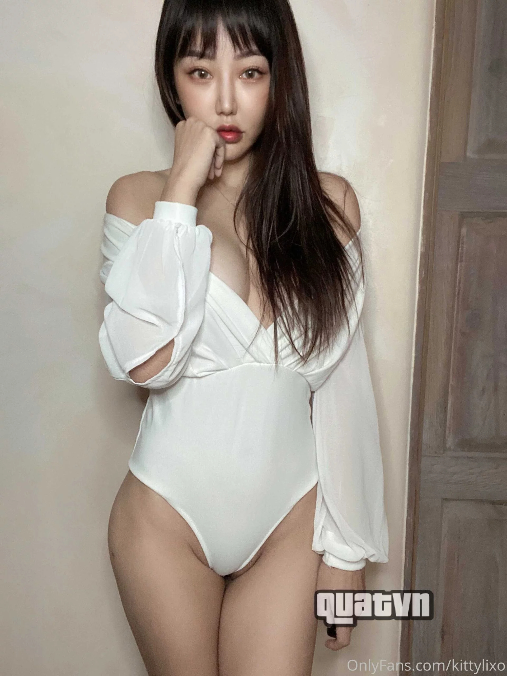 Kitty-Li-kittylixox-Onlyfans-Leak-128-scaled.webp