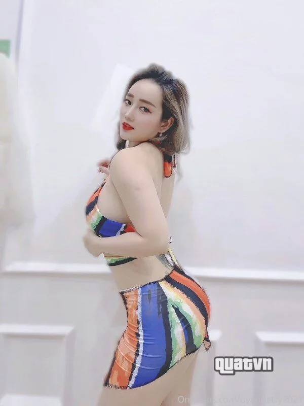Uyen-Betty-Onlyfans-Leak-121.jpg