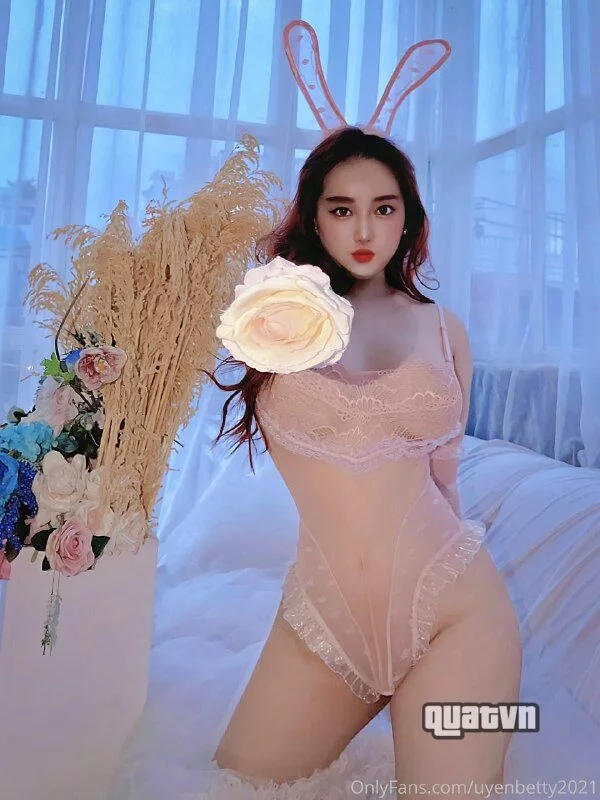 Uyen-Betty-Onlyfans-Leak-200.jpg